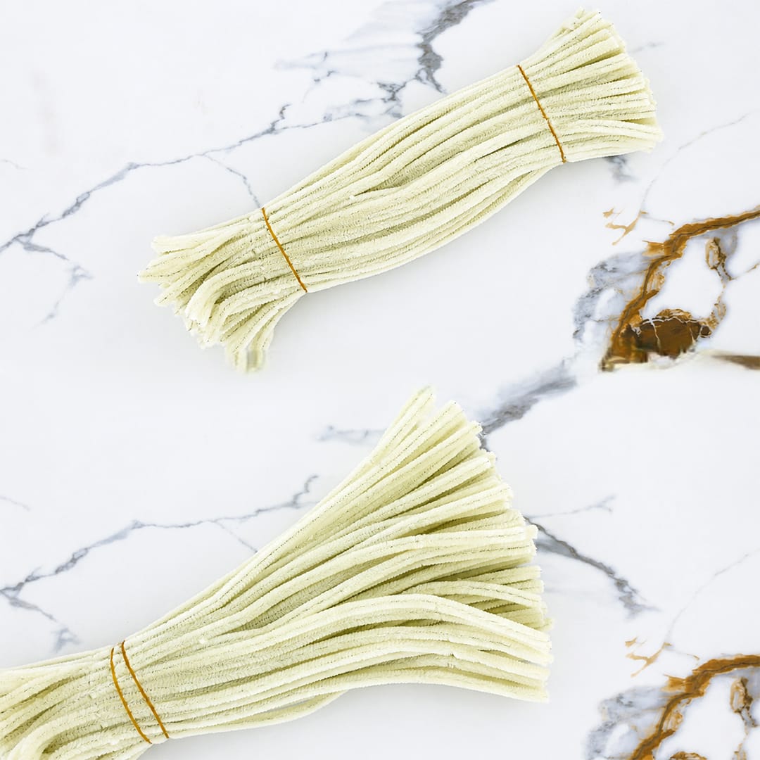 Premium Pipe Cleaner – Chiffon White
